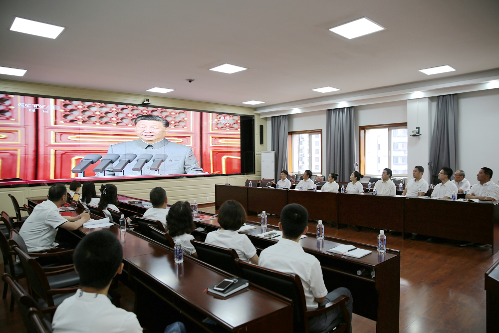 市水务局组织集中收听收看庆祝中国共产党成立100周年大会